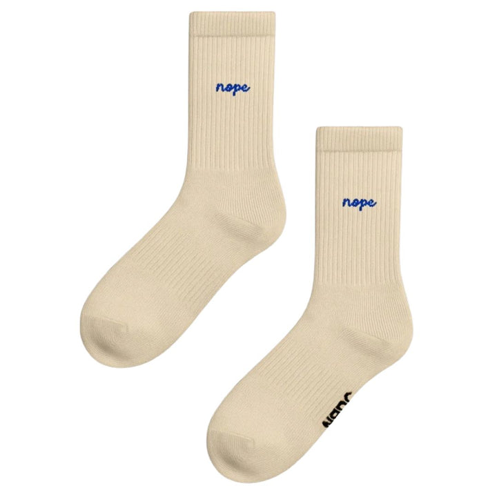 Socken "NOPE"