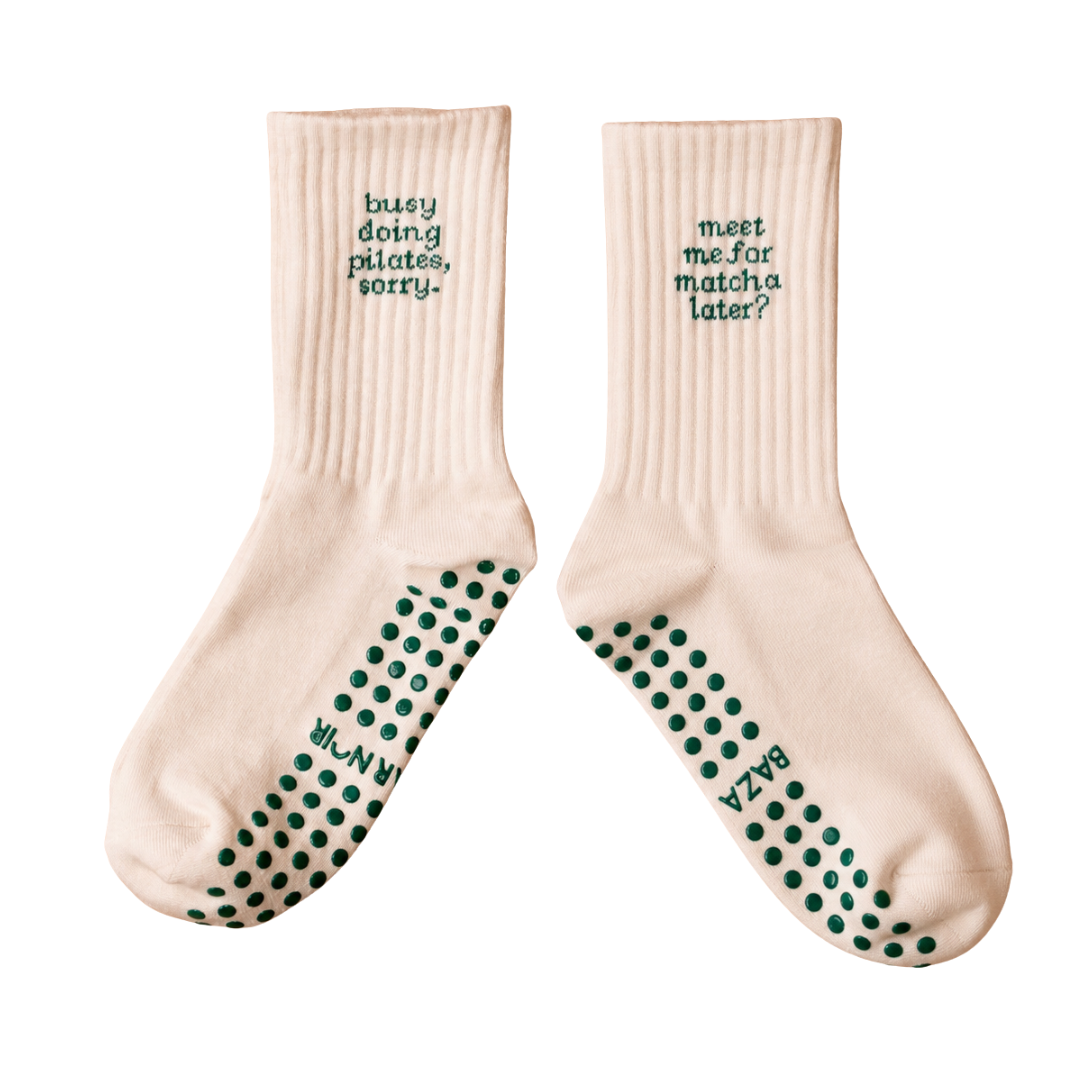 Grip Socken  "Busy Doing Pilates/ meet me for matcha Beige"